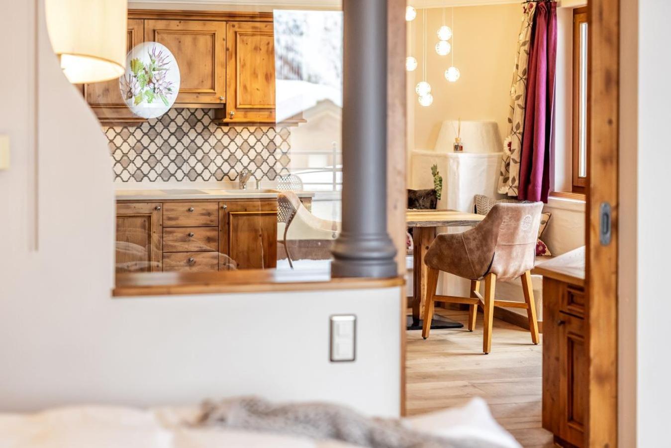 Belarosa Suiten & Wellness Exteriör bild