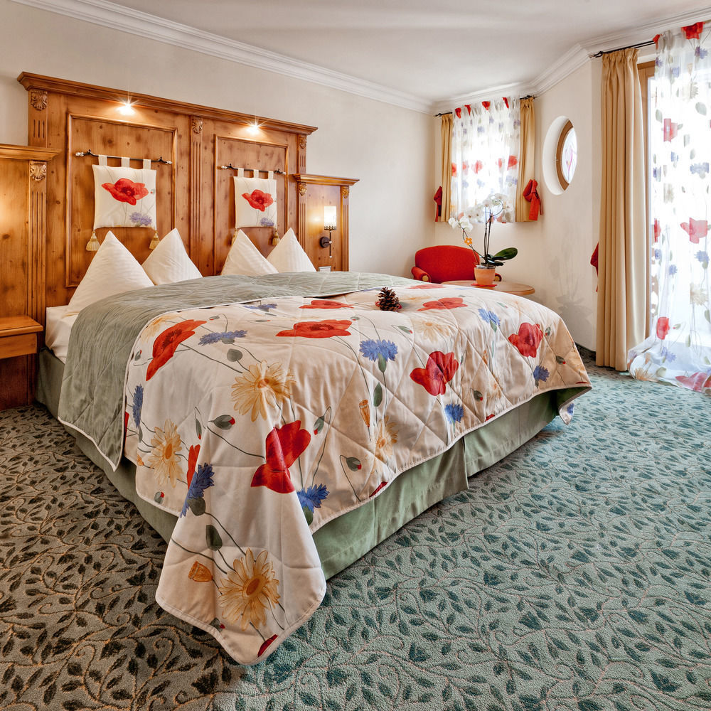Belarosa Suiten & Wellness Exteriör bild