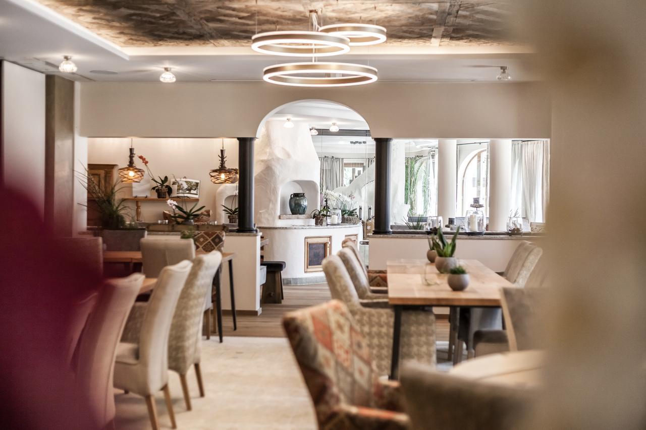 Belarosa Suiten & Wellness Exteriör bild